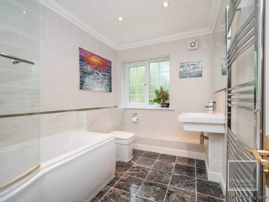 Additional Property Image 4 bedroom Detached for sale in Norwich 15