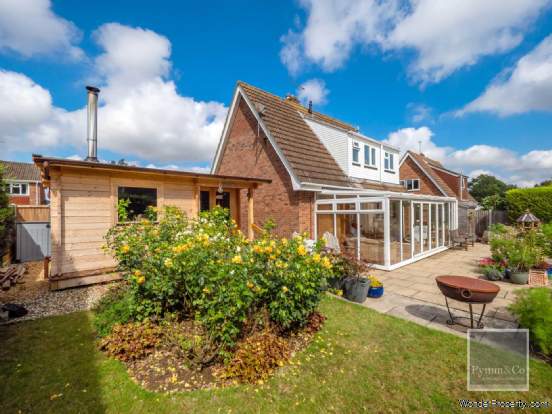 Additional Property Image 3 bedroom Chalet for sale in Norwich 7