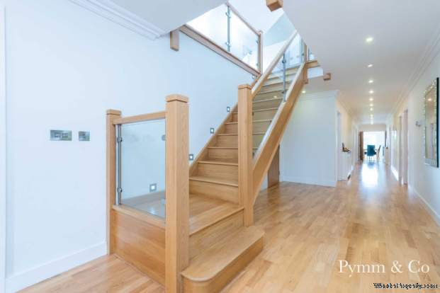 Additional Property Image 5 bedroom Chalet for sale in Norwich 15
