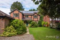 5 bedroom Detached for sale in Norwich