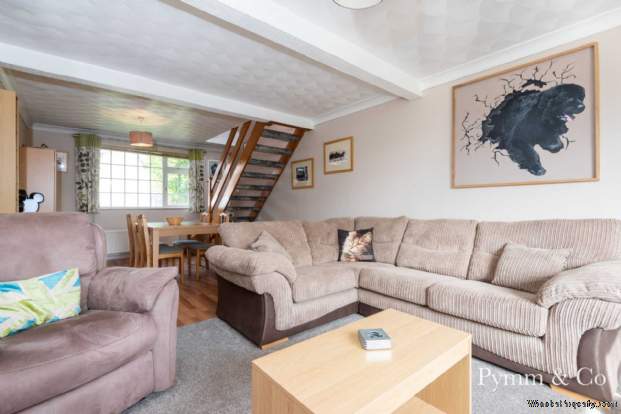 Additional Property Image 4 bedroom Chalet for sale in Norwich 8