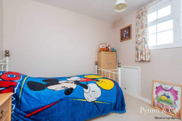 Additional Property Image 4 bedroom Chalet for sale in Norwich 15