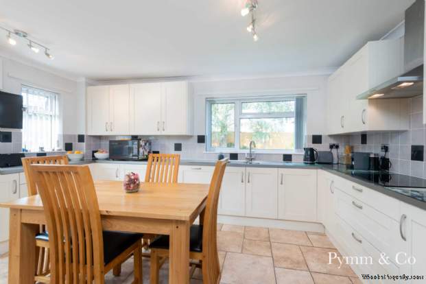 Additional Property Image 3 bedroom Detached Bungalow for sale in Norwich 2