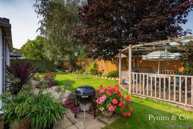 Additional Property Image 3 bedroom Detached Bungalow for sale in Norwich 8
