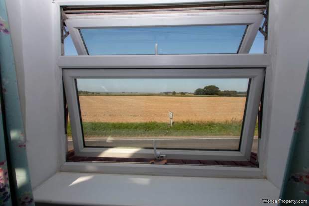 Additional Property Image 3 bedroom Detached for sale in Great Yarmouth 11