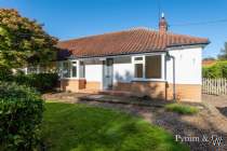 3 bedroom Semi Detached Bungalow for sale in Norwich