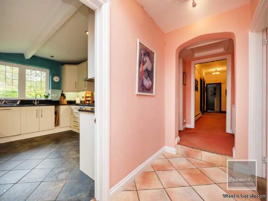 Additional Property Image 5 bedroom Detached for sale in Norwich 11