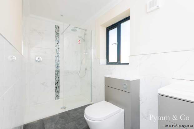 Additional Property Image 4 bedroom Detached Bungalow for sale in Norwich 8