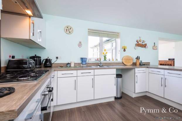 Additional Property Image 5 bedroom Detached for sale in Norwich 3