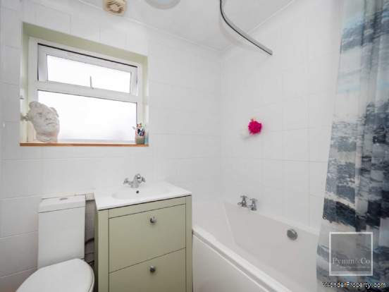 Additional Property Image 3 bedroom Chalet for sale in Norwich 6