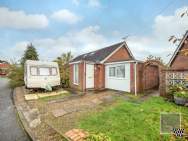 3 bedroom Chalet for sale in Norwich