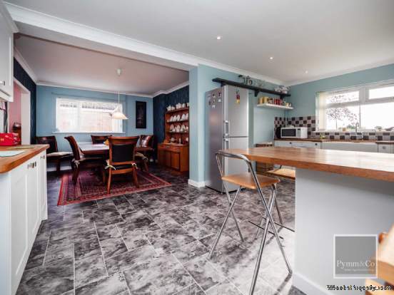 Additional Property Image 3 bedroom Detached Bungalow for sale in Great Yarmouth 5