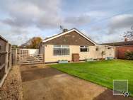 3 bedroom Detached Bungalow for sale in Great Yarmouth