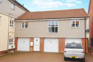 2 bedroom Coach House to rent in Norwich