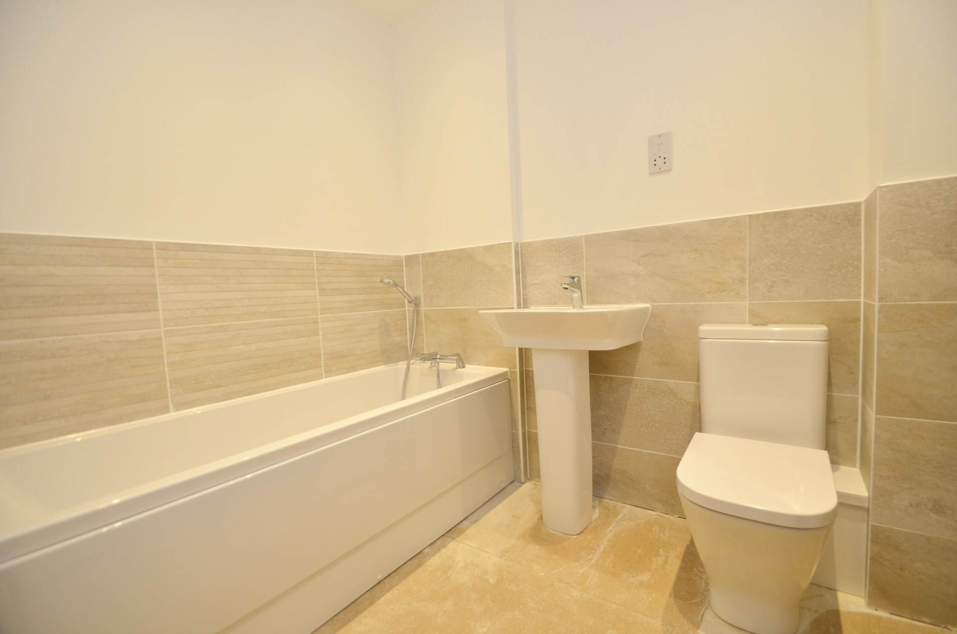 Additional Property Image 3 bedroom Semi Detached to rent in Attleborough 9