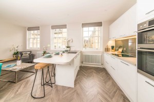 2 bedroom Apartment to rent in Bath