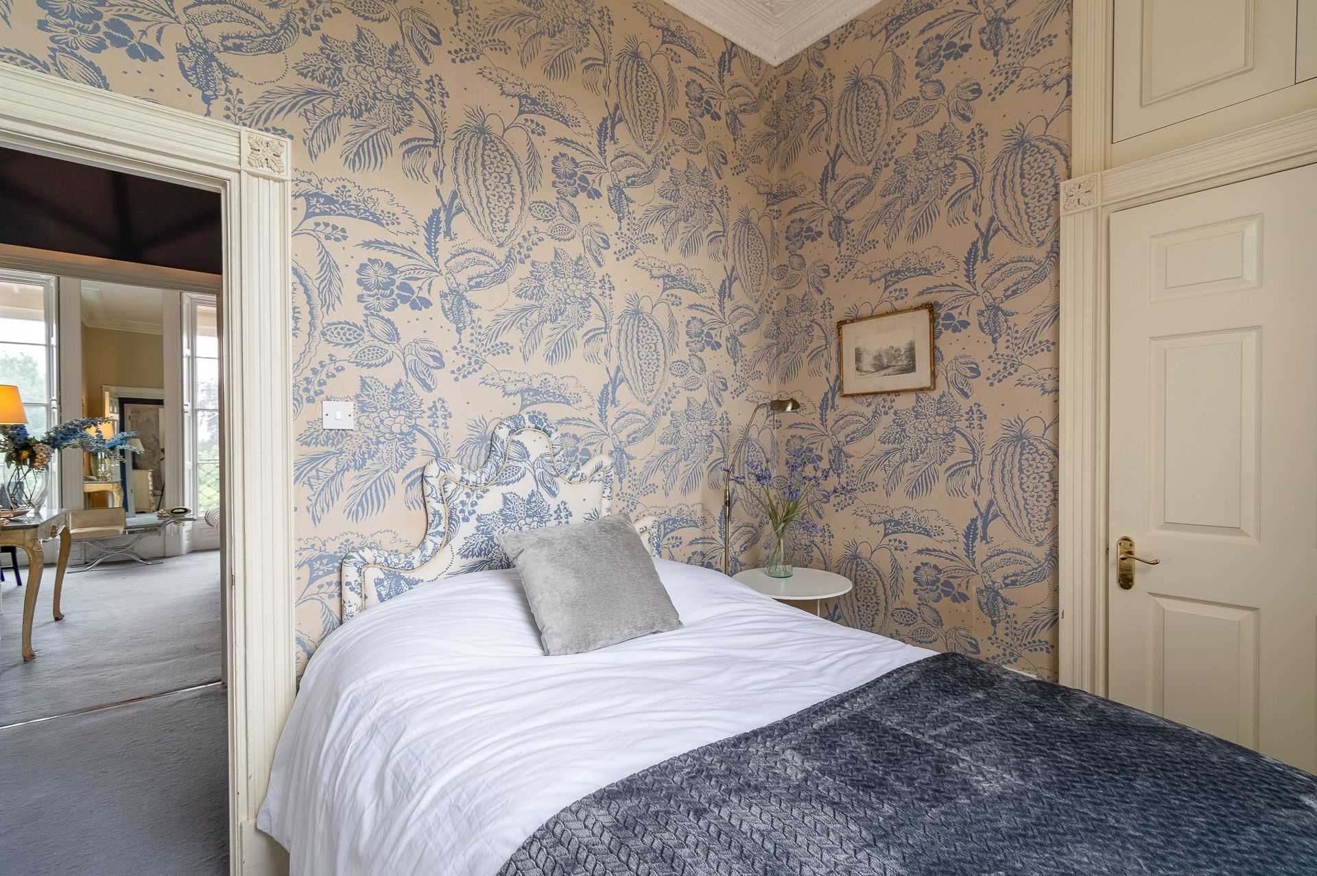 Additional Property Image 1 bedroom Apartment to rent in Bath 11