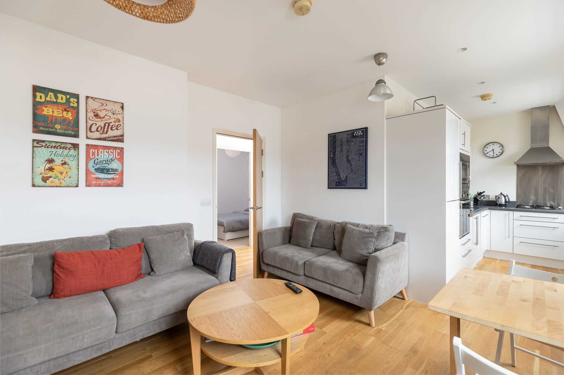 Additional Property Image 2 bedroom Apartment to rent in Bath 2