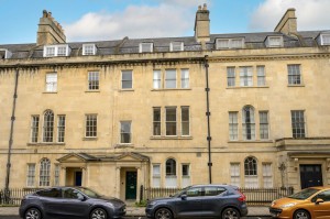 2 bedroom Apartment to rent in Bath
