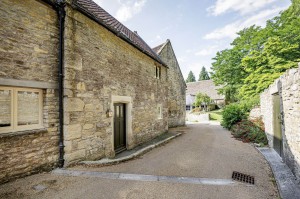 2 bedroom House to rent in Bath