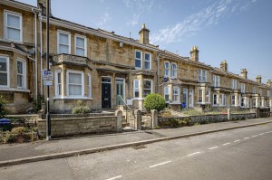 4 bedroom House to rent in Bath