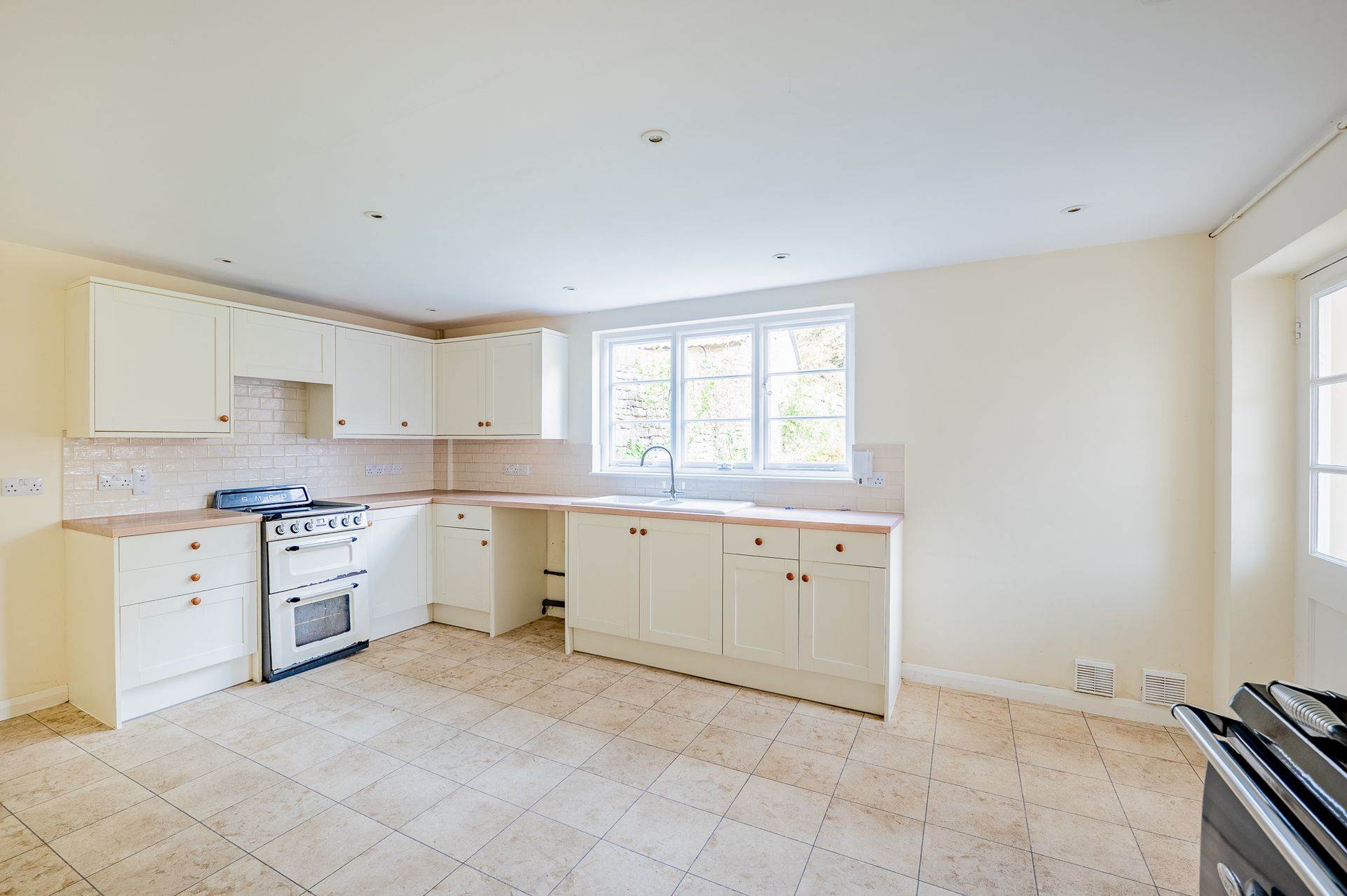 Additional Property Image 4 bedroom House to rent in Badminton 3