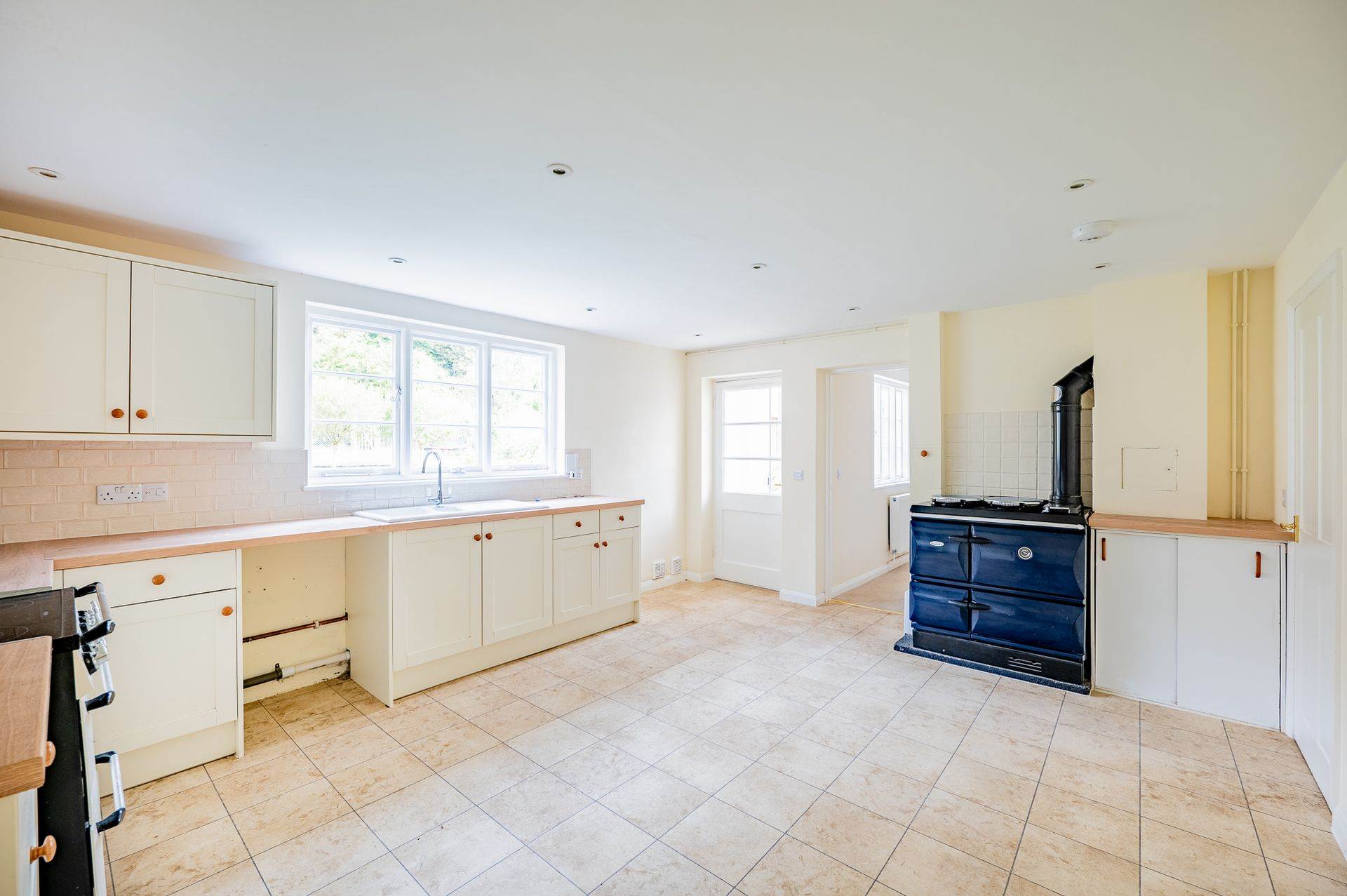 Additional Property Image 4 bedroom House to rent in Badminton 4