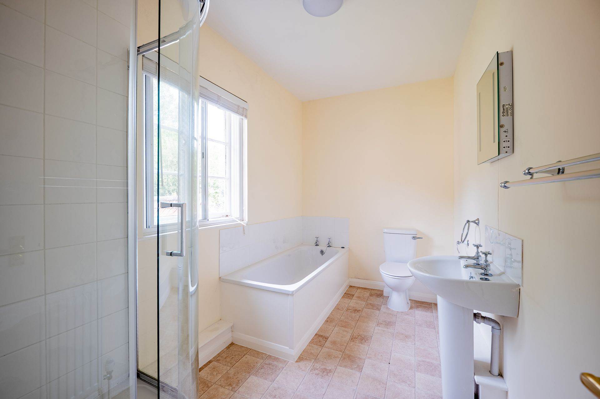 Additional Property Image 4 bedroom House to rent in Badminton 12