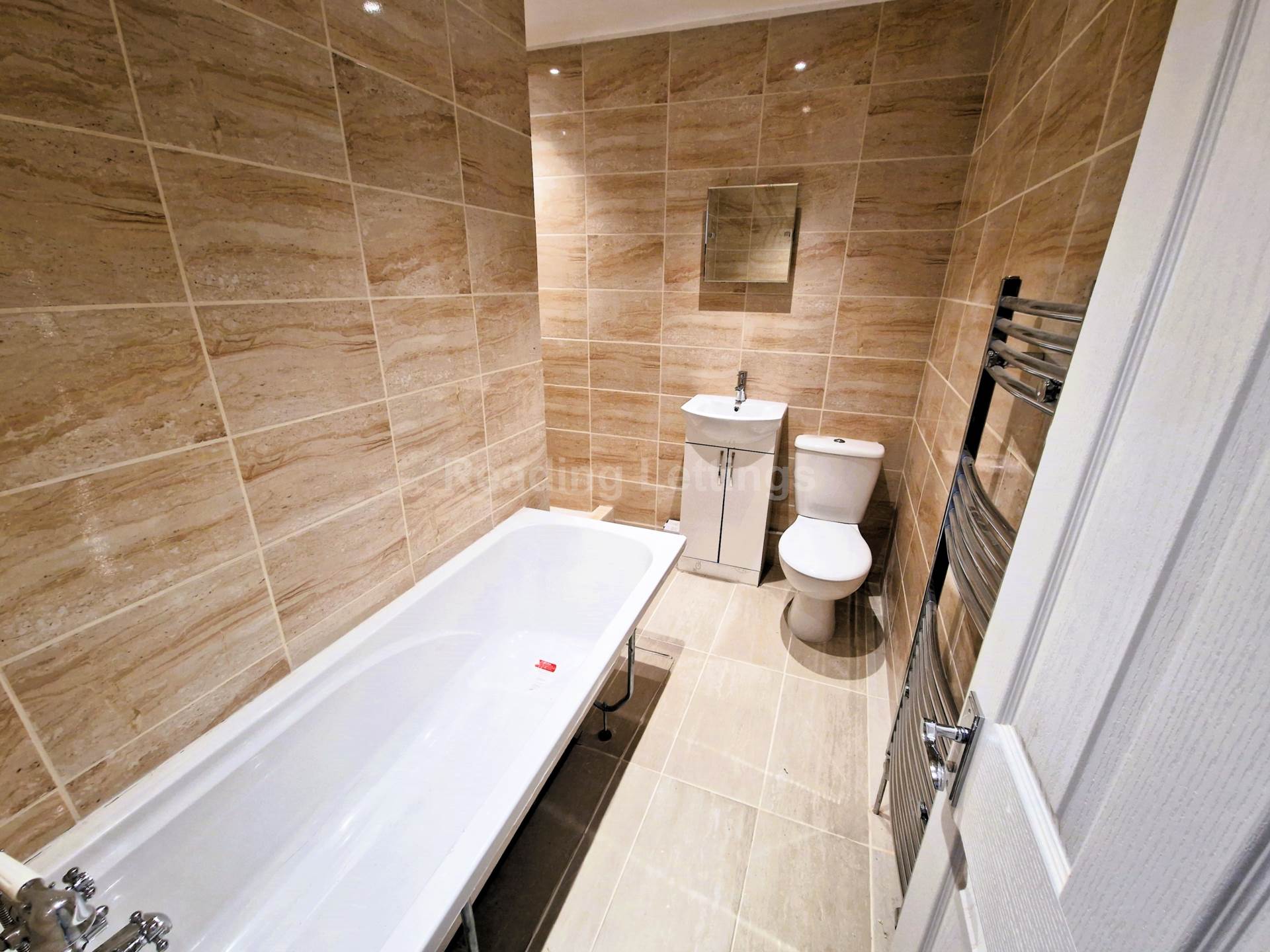 Additional Property Image 3 bedroom Terraced to rent in Reading 8