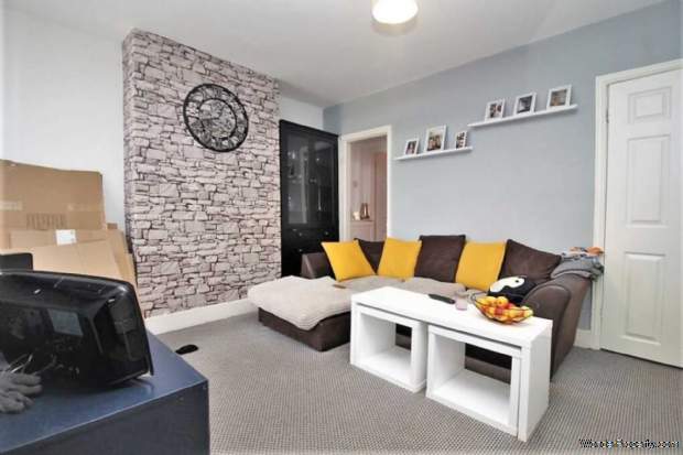 3 bedroom Terraced for sale in Reading
