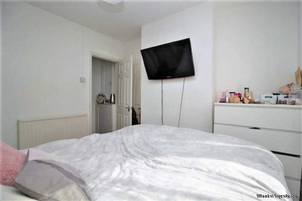 Additional Property Image 3 bedroom Terraced for sale in Reading 5