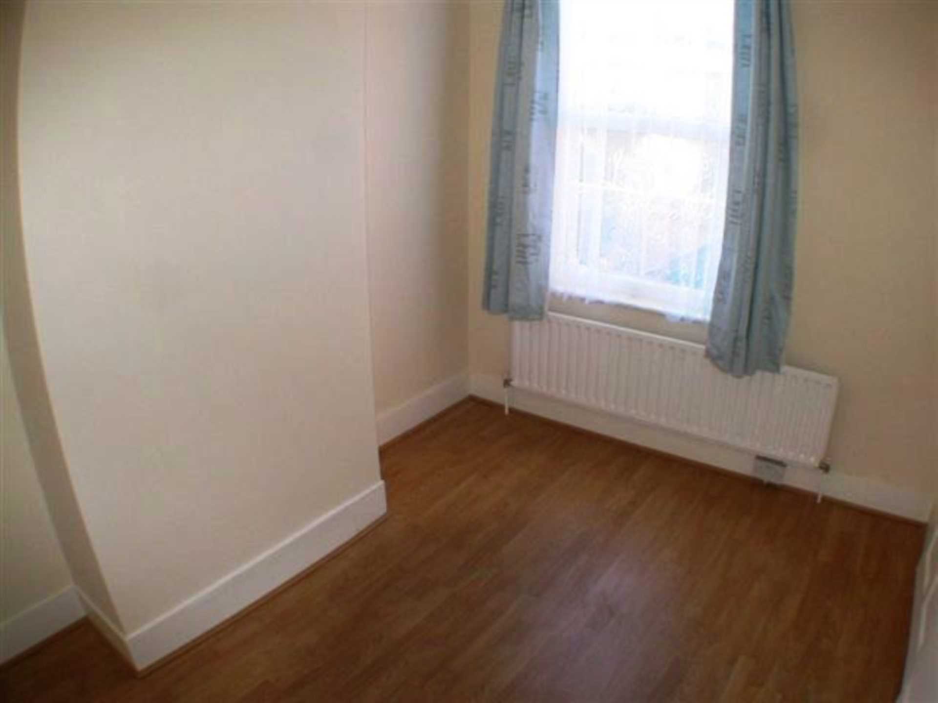 Additional Property Image 3 bedroom Terraced to rent in Reading 9