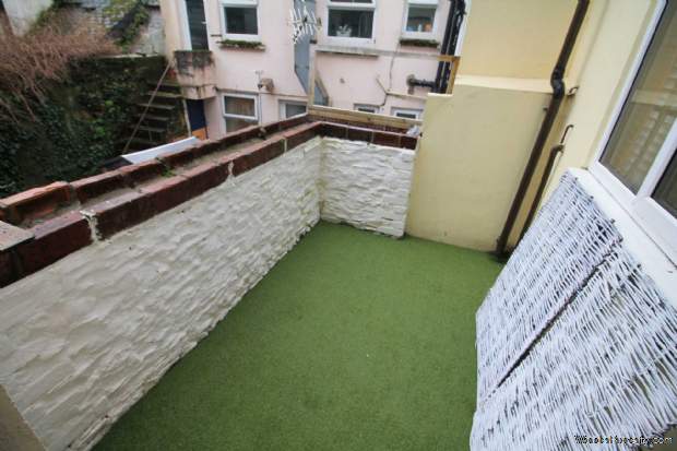 Additional Property Image 1 bedroom Flat for sale in Looe 6