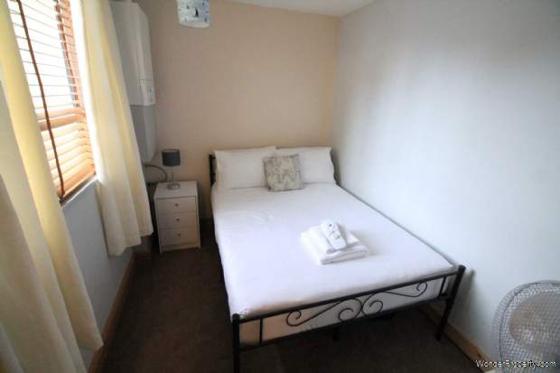 Additional Property Image 1 bedroom Flat for sale in Looe 9