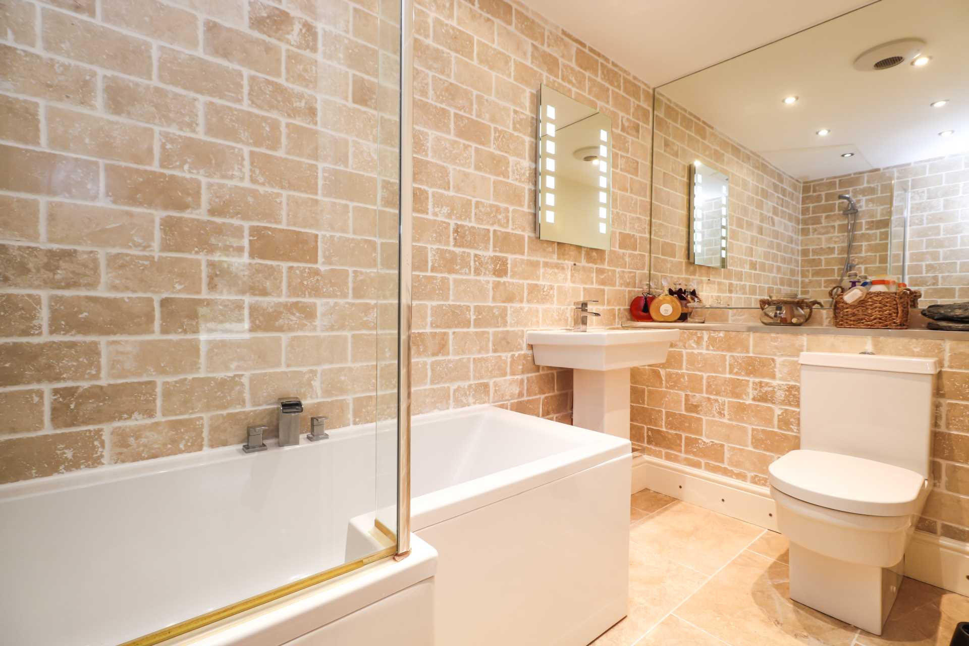 Additional Property Image 2 bedroom Apartment for sale in Looe 3