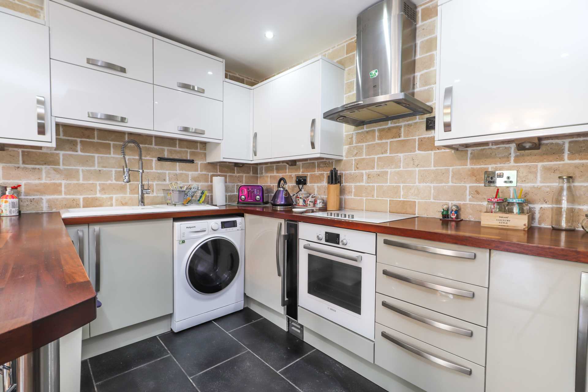 Additional Property Image 2 bedroom Apartment for sale in Looe 8