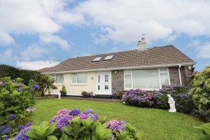 4 bedroom Detached Bungalow for sale in Looe