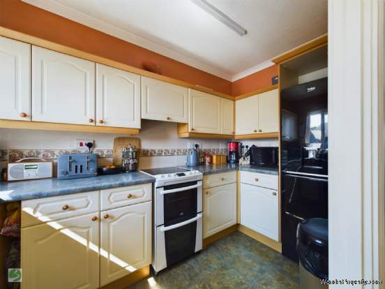 Additional Property Image 2 bedroom Semi Detached Bungalow for sale in Looe 6