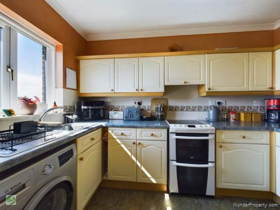 Additional Property Image 2 bedroom Semi Detached Bungalow for sale in Looe 10