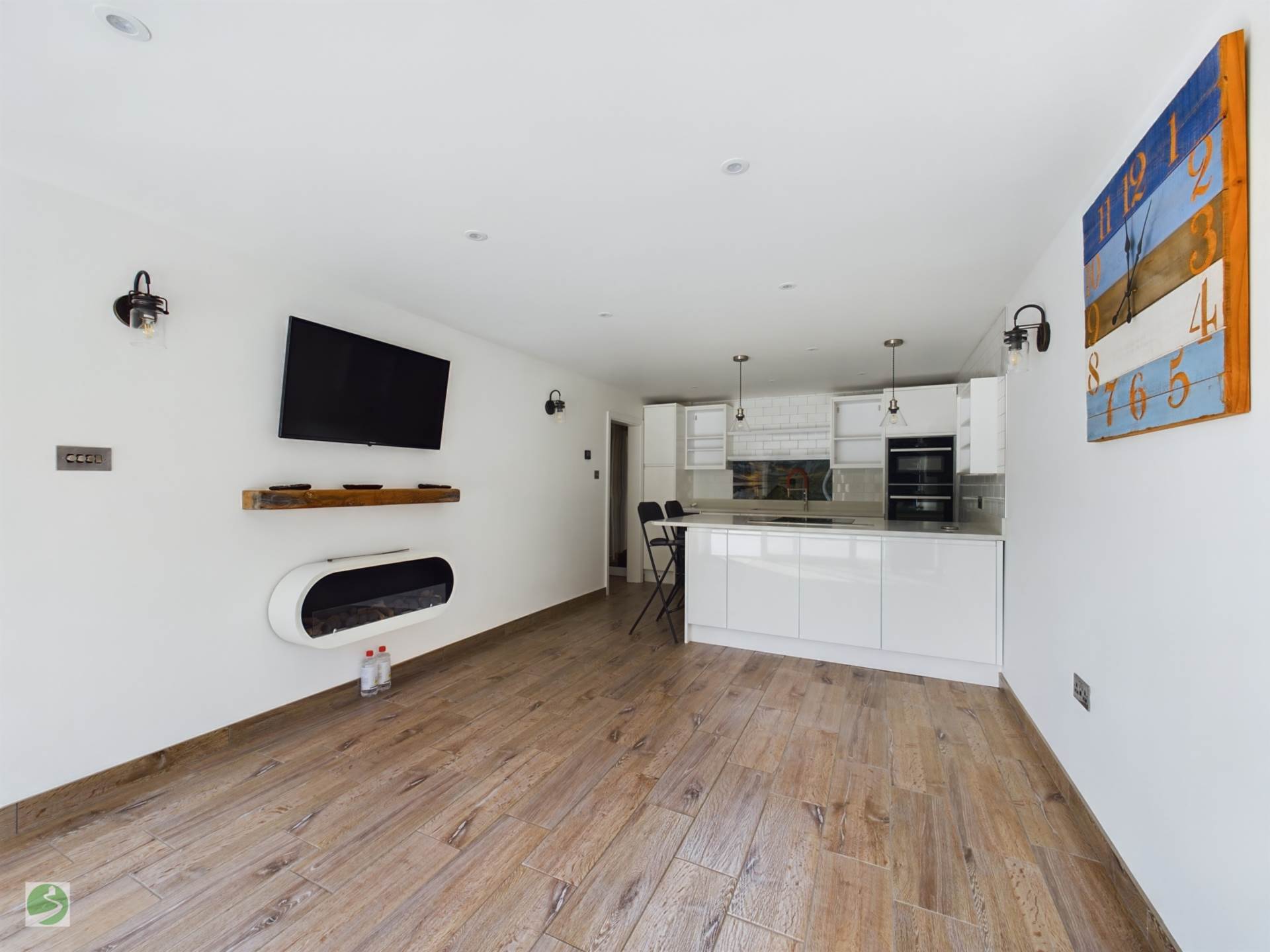 Additional Property Image 2 bedroom Semi Detached Bungalow for sale in Looe 4