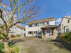3 bedroom Detached for sale in Looe