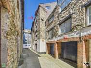 2 bedroom Apartment for sale in Looe