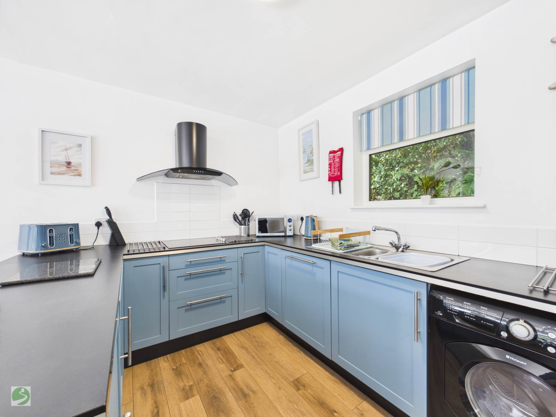 Additional Property Image 2 bedroom Semi Detached Bungalow for sale in Looe 10