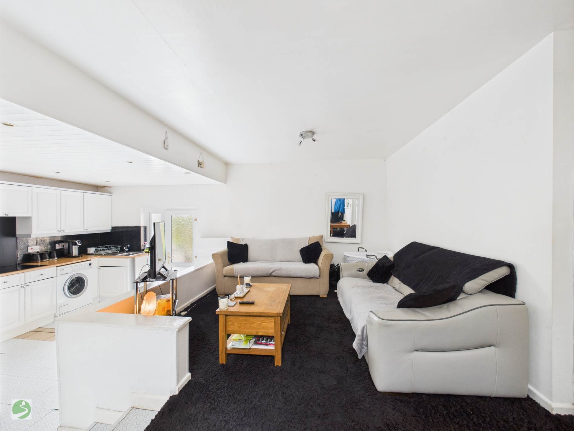Additional Property Image 2 bedroom Apartment for sale in Looe 2