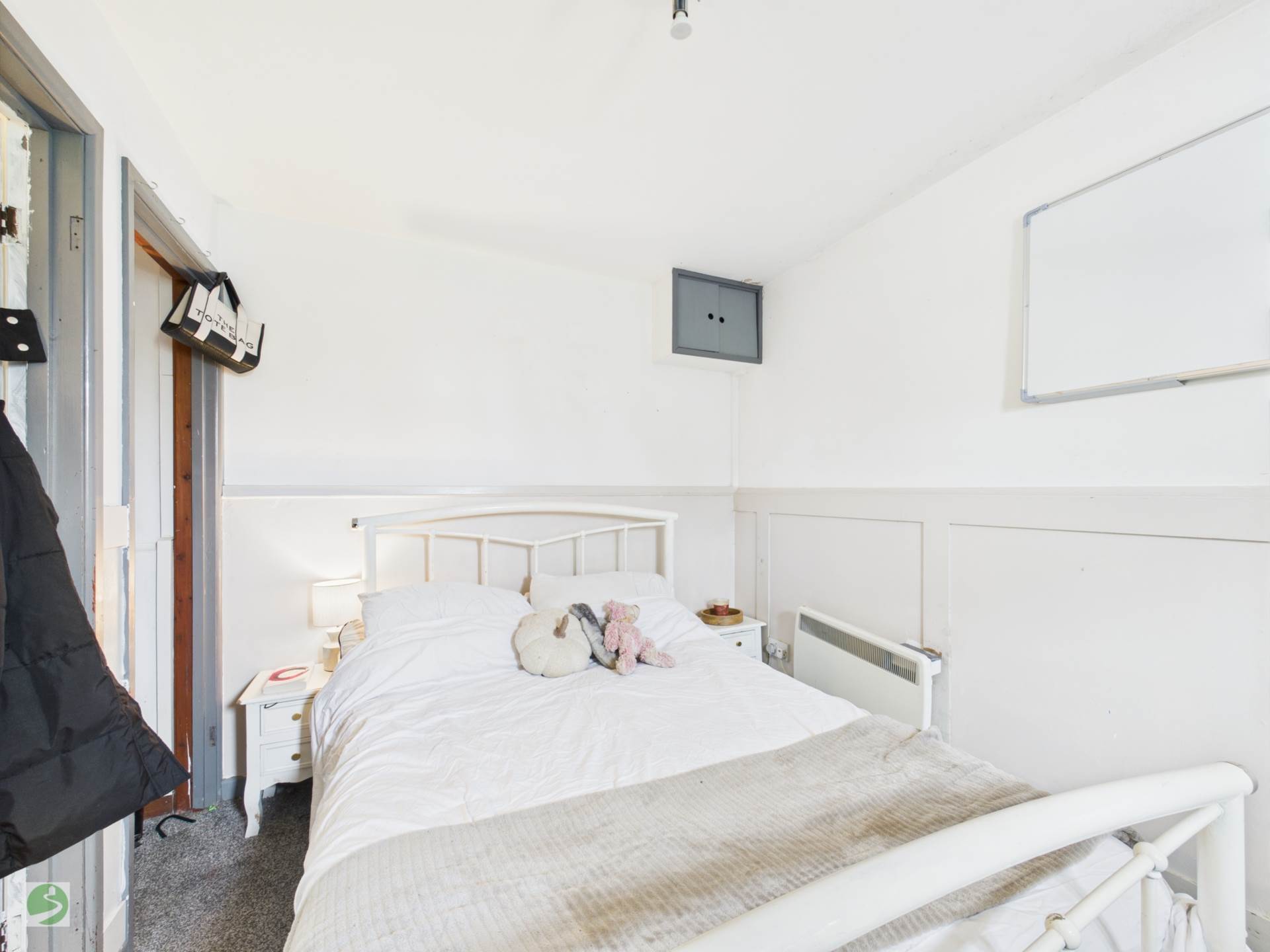 Additional Property Image 1 bedroom Apartment for sale in Looe 5
