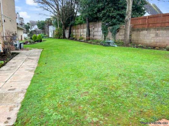 Additional Property Image 1 bedroom Flat for sale in Paignton 10