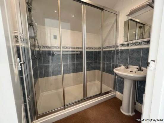 Additional Property Image 2 bedroom Apartment for sale in Paignton 6