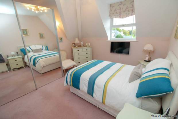 Additional Property Image 2 bedroom Apartment for sale in Stockport 10