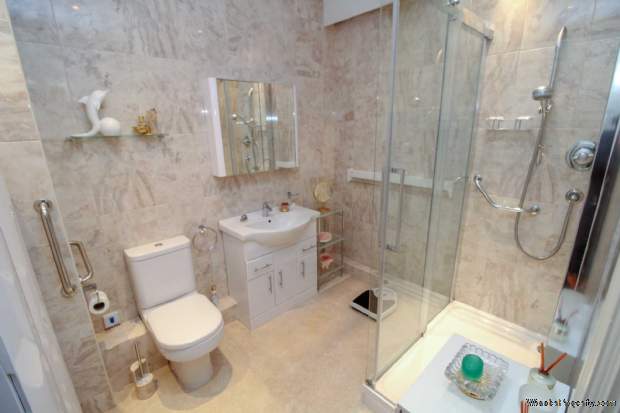 Additional Property Image 2 bedroom Apartment for sale in Stockport 13