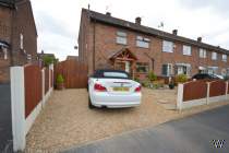 2 bedroom End of Terrace for sale in Stockport